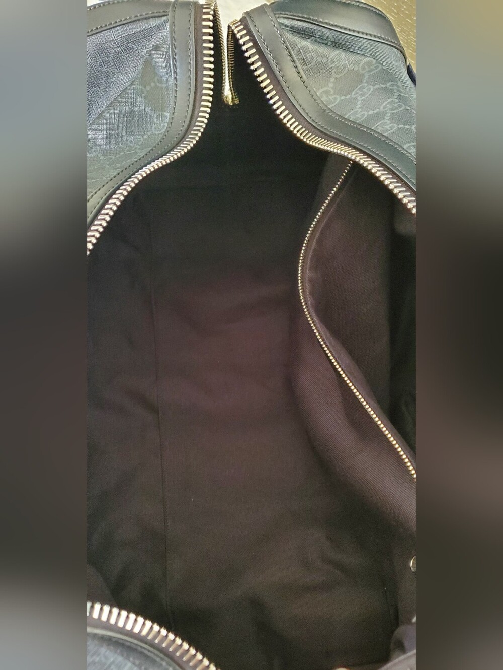 Gucci Black GG Supreme Duffel with Red and Blue Web Strap - Picture 5 of 12